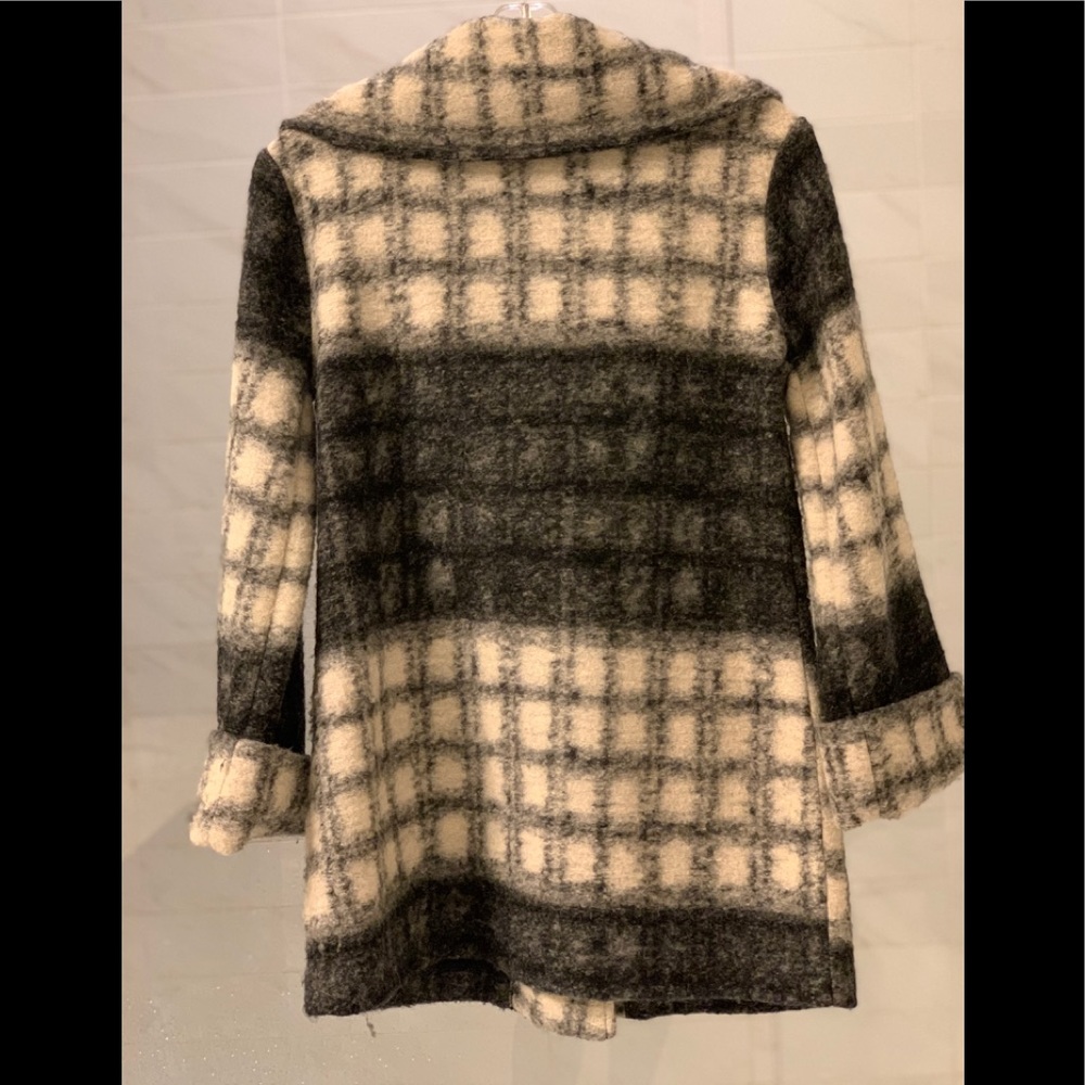 Warm Fall Jacket - Picture 2 of 7
